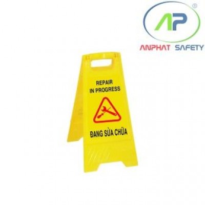 Biển cảnh báo đang sửa chữa